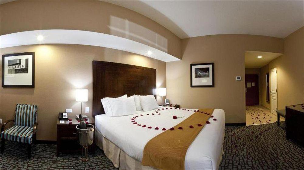 Holiday Inn Express Jacksonville Beach By Ihg Экстерьер фото