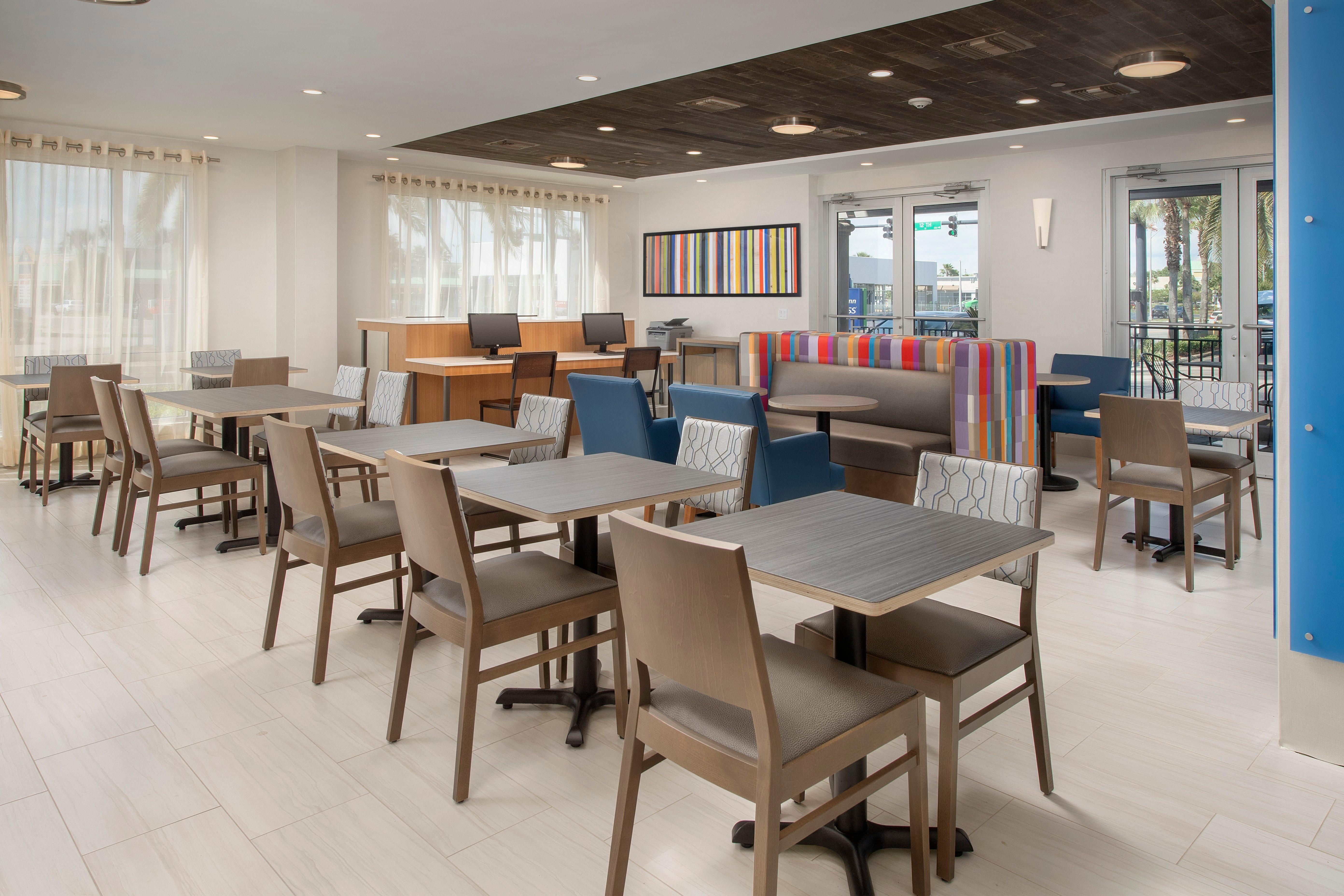 Holiday Inn Express Jacksonville Beach By Ihg Экстерьер фото